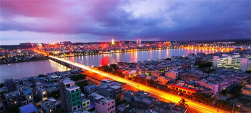 麦基客汉堡炸鸡